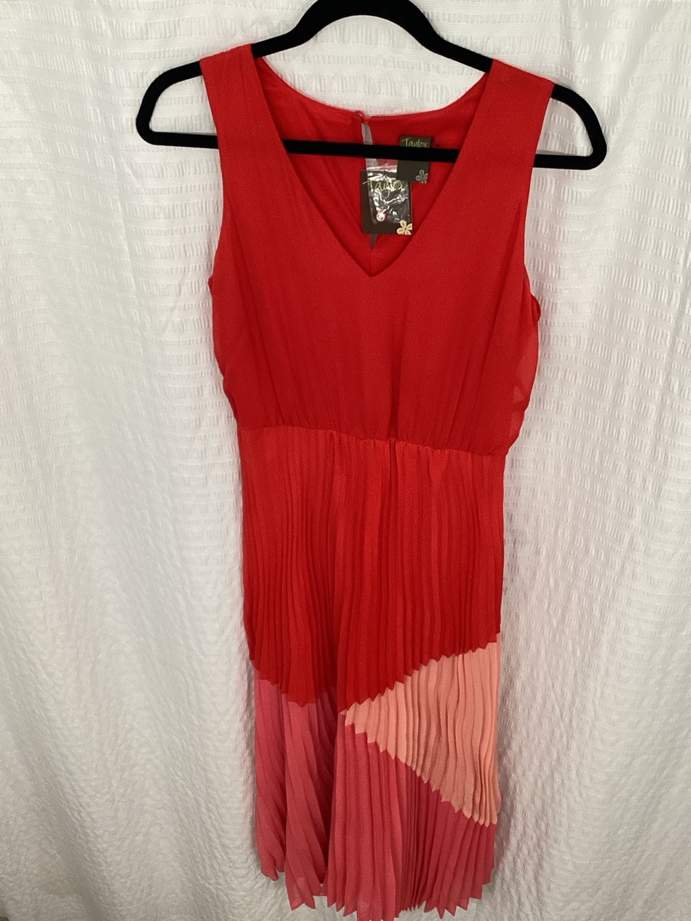 Taylor Red and Pink Colorblock Pleated Wedding Dress
